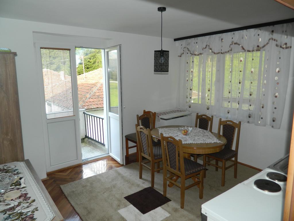 Apartman Sutjeska Тьентиште Экстерьер фото